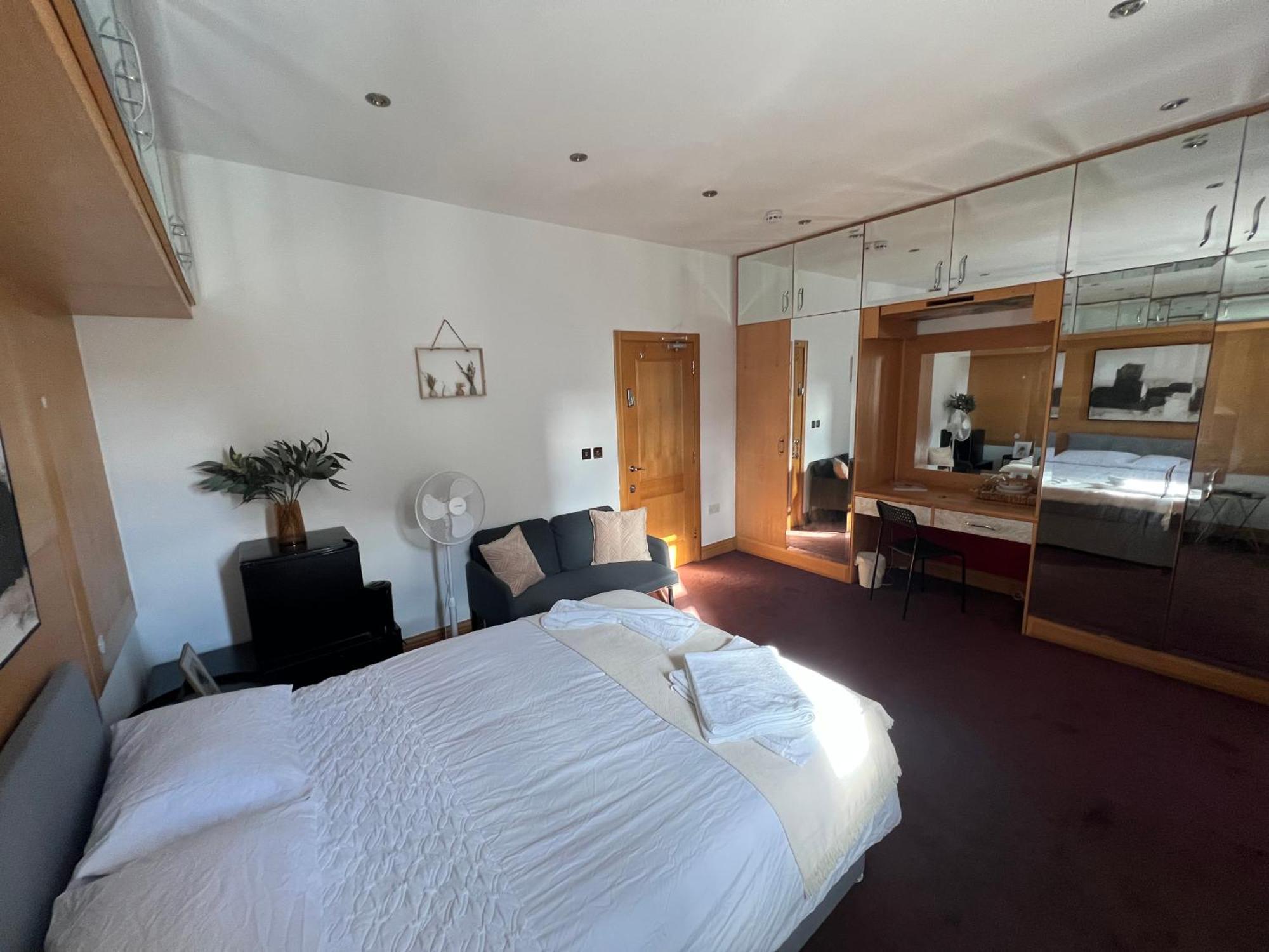 לונדון Camden Rooms 2 מראה חיצוני תמונה